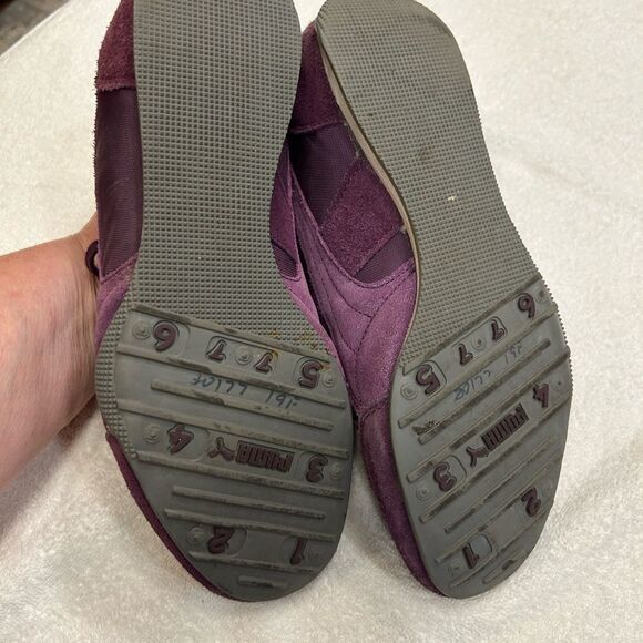 Puma Deep Purple Sneakers size 8.5 - Picture 7 of 7